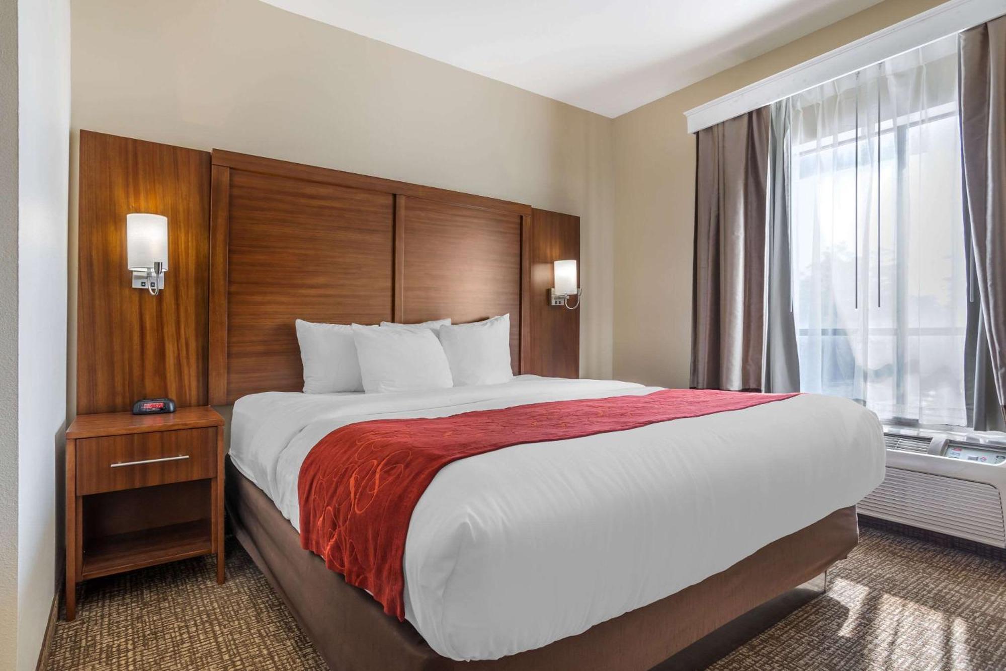 Comfort Suites Old Town Spring Kültér fotó